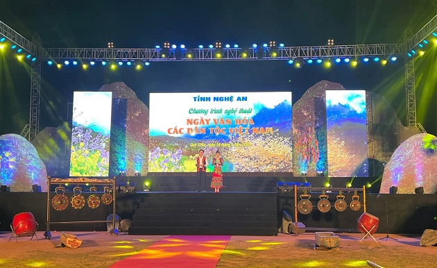 Nghệ An: Lung linh chương trình nghệ thuật chào mừng Ngày Văn hóa các dân tộc Việt Nam năm 2022